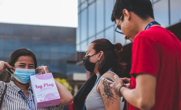 Wie man eine zeitlose Garderobe aufbaut für ein erfolgreiches Jahr